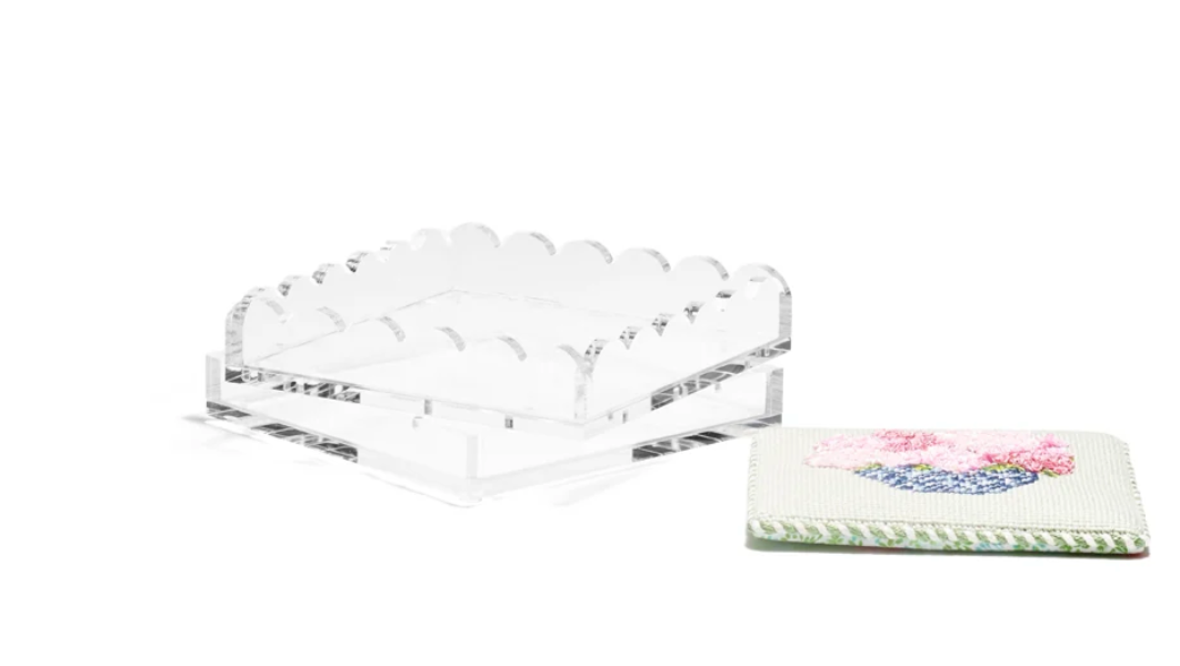 Penny Linn 5" Scallop Acrylic tray