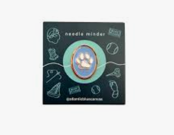 Paw Print Cameo Needle Minder